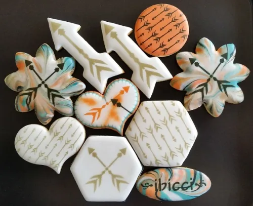 ibicci cookies showing the small arrows and other arrow stencils
